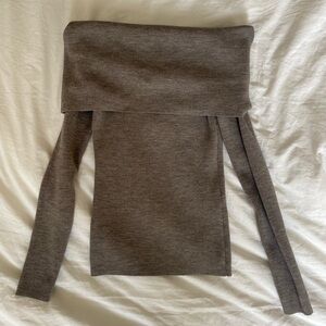 Aritzia Off-Shoulder sweater top in size small